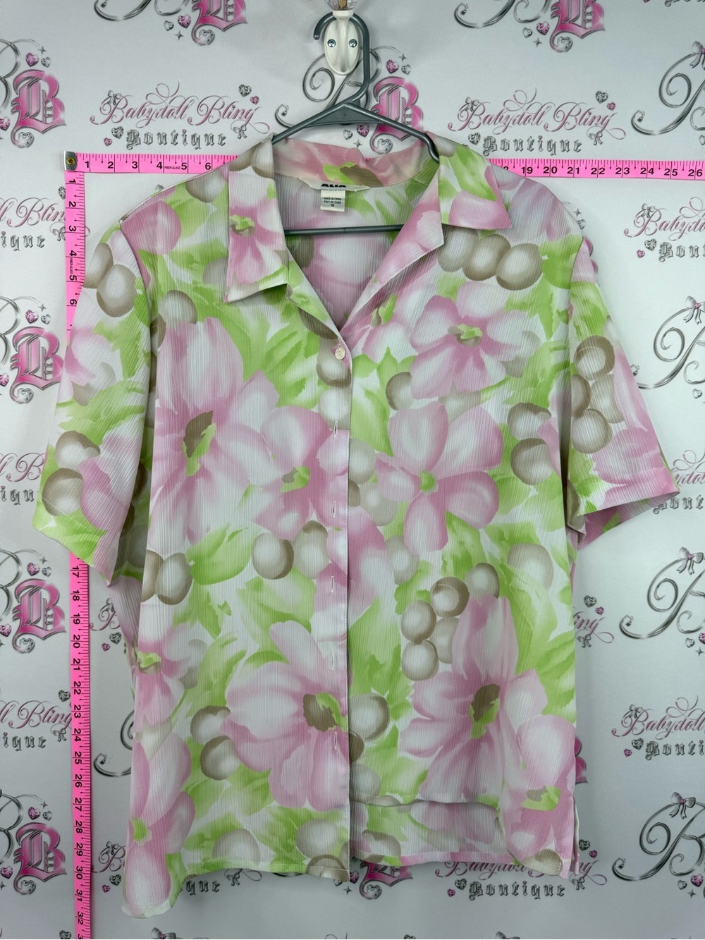 Alia T-shirt pastel Pink and Green Floral Short Sleeve Button-Up Blouse